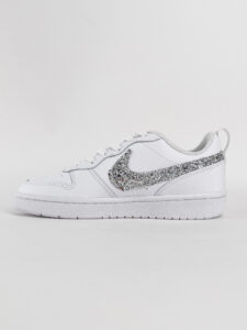 NIKE Court customizzata a mano25