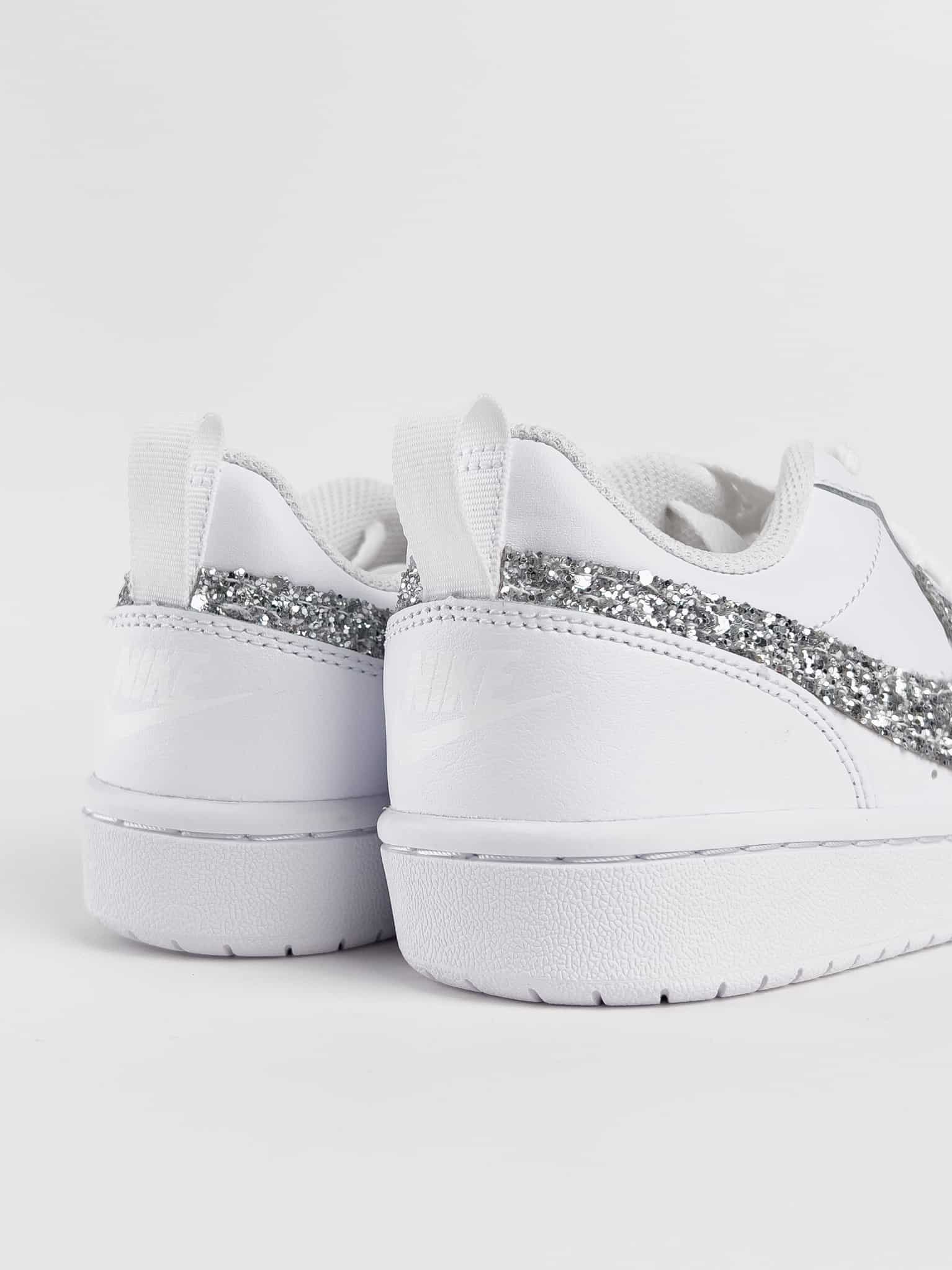 NIKE Court customizzata a mano con baffo glitterato argento Prezzo