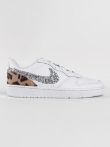 NIKE Court customizzata a mano40