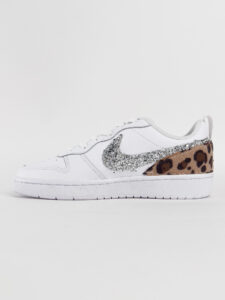 NIKE Court customizzata a mano41