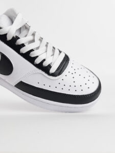NIKE Court customizzata a mano5