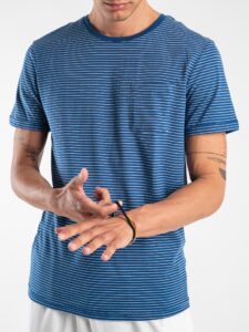 T-shirt in cotone con riga sottile e taschino BETA093B Blu:Bianca2