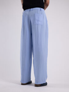 TOKYO coordinato misto lino con pantalone baggy con pinces e camicia mezze maniche KOBE Azzurro8
