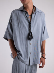 TOKYO coordinato misto lino con pantalone baggy con pinces e camicia mezze maniche KOBE Polvere2