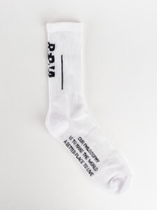 BERNA Calze in spugna unisex tg. unica con scritta verticale sul retro 215178 Bianche1