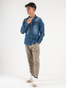 BERNA Camicia di jeans con colletto e bottoni a pressione 220391 Azzurra (6)