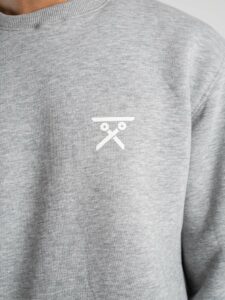 BERNA Felpa girocollo felpata con logo sul cuore 233141 Grigio Scuro4