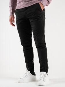 BERNA Pantalone chinos slim AI 233151 Nero (1)