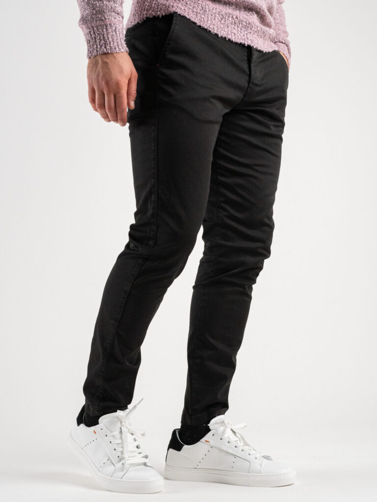 BERNA Pantalone chinos slim AI 233151 Nero 3 BERNA BERNA Pantalone chinos slim A/I 233151 Nero