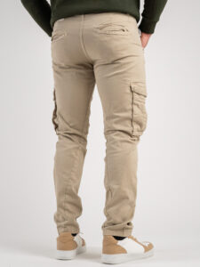 BERNA Pantalone slim con tasconi laterali 233099 Coloniale (3)