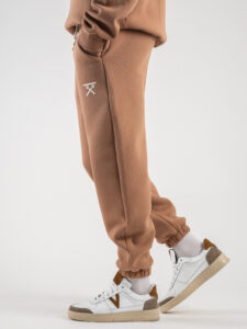 BERNA Pantalone tuta felpato con logo e polsini 233138 Cammello3