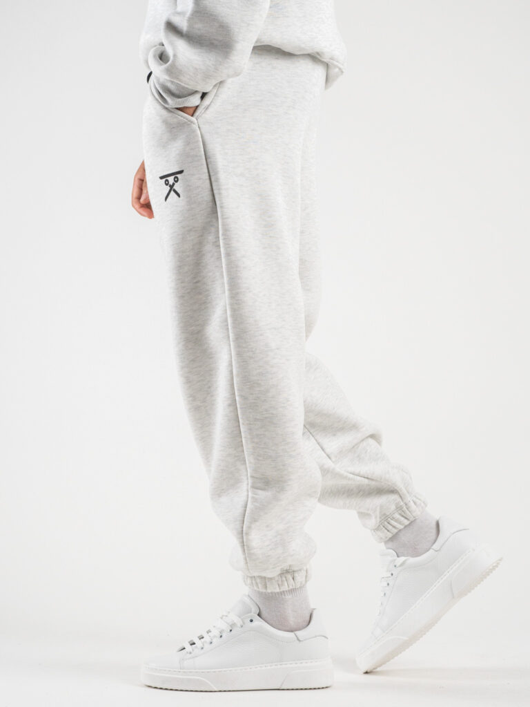 BERNA Pantalone tuta felpato con logo e polsini 233138 Grigio Chiaro2 BERNA BERNA Pantalone tuta felpato con logo e polsini 233138 Grigio Chiaro