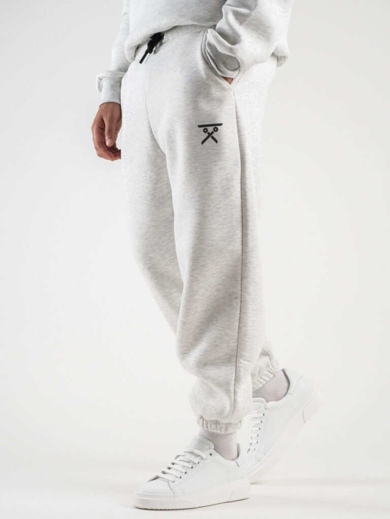 BERNA Pantalone tuta felpato con logo e polsini 233138 Grigio Chiaro3 BERNA BERNA Pantalone tuta felpato con logo e polsini 233138 Grigio Chiaro