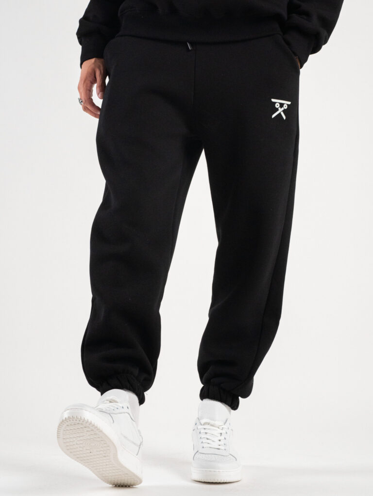 BERNA Pantalone tuta felpato con logo e polsini 233138 Nero 1 BERNA BERNA Pantalone tuta felpato con logo e polsini 233138 Nero