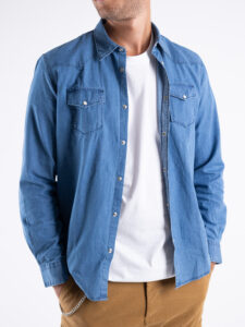 BL11 Camicia di jeans con colletto e bottoni a pressione Azzurra3