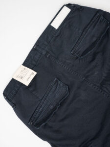 BL11 Pantalone cargo regular con tasconi laterali MERTENS Blu (8)
