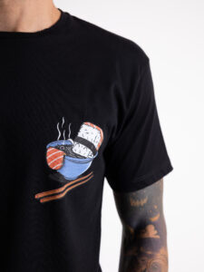 BL11 T-shirt in cotone con stampa sushi MARINI Nera4