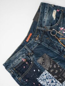 GIANNI LUPO Jeans CARROT con rotture, patch bandana e schizzi colorati GL156F (9)