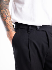 IMPERIAL Pantalone da abito con gamba morbida e pinces PD9CGAP Nero2