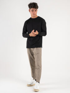 OVER-D T-shirt basica a manica lunga OE1F2W3T03 Nera (2)