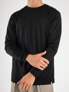 OVER-D T-shirt basica a manica lunga OE1F2W3T03 Nera (4)