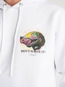 PABLIC Felpa con cappuccio felpata con stampa DON’T WASTE IT 236032 Bianca6