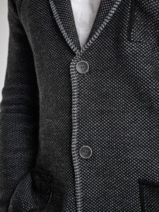 V2 Giacca in maglia misto lana merino con pochette GULOPE Nera (3)