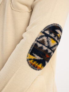 V2 Giacca in maglia misto lana monopetto con toppe GULTTIN Burro5