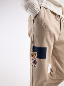 V2 Jeans con coulisse, piccole graffiature, pacht laterali DRILL Sabbia1