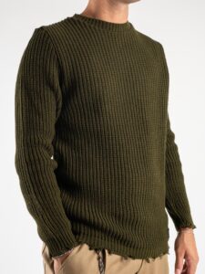 V2 Maglione misto lana con strappi MASTR Verde Militare (3)
