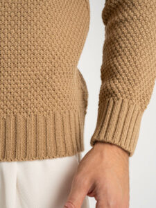 V2 Maglione misto lana con taschino bianco floreale MAO Cammello (4)