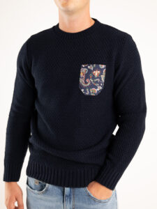 V2 Maglione misto lana con taschino blu floreale MAO Blu1