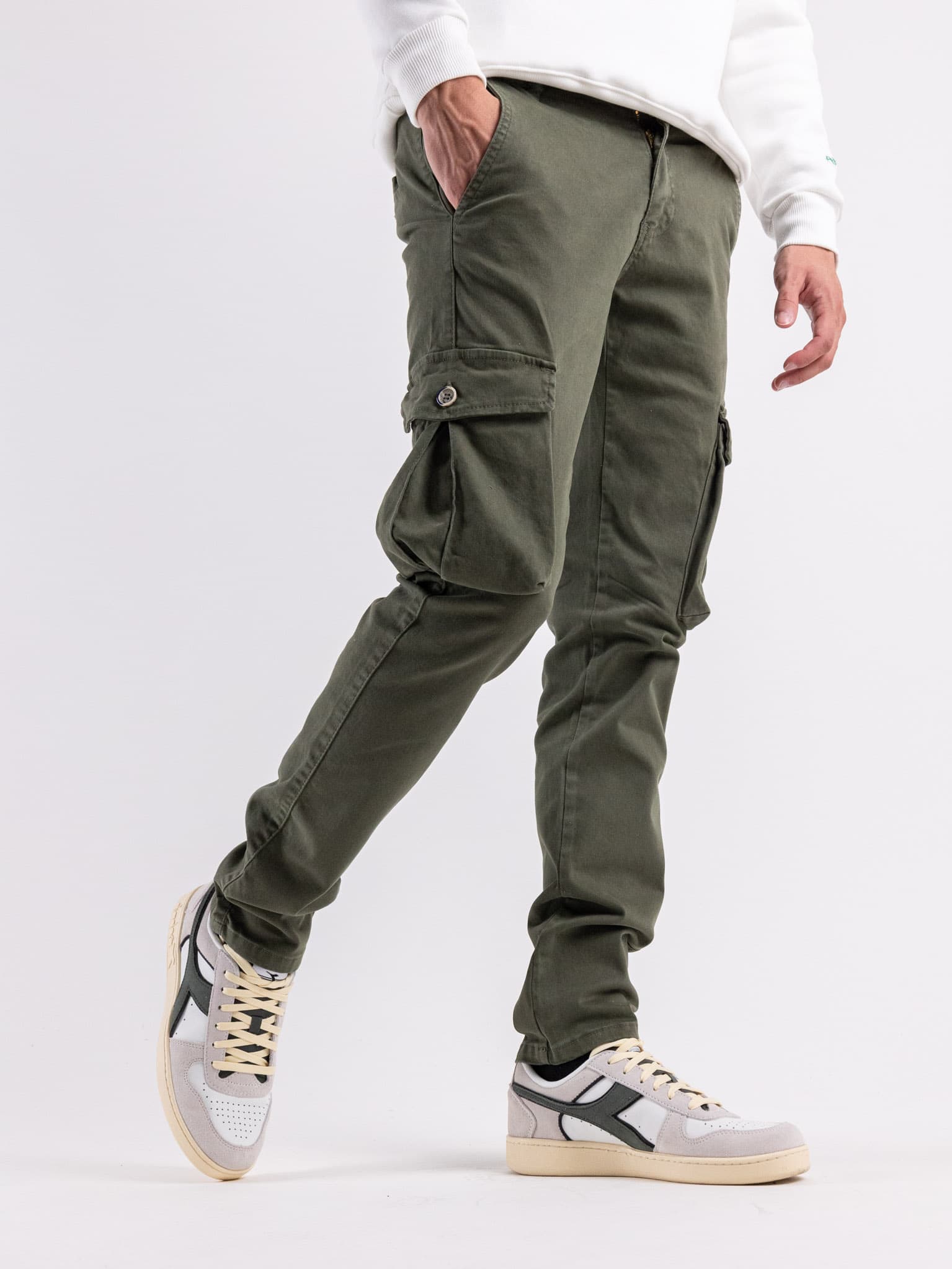 Pantaloni con tasconi sales