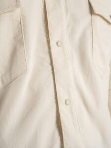 BERNA Camicia in velluto a costine con tasche frontali 233066 Latte6
