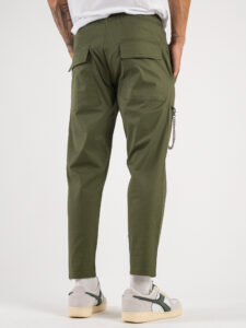 Coordinato giacchetta con zip + pantalone con coulisse e catenella ONE Verde Militare10