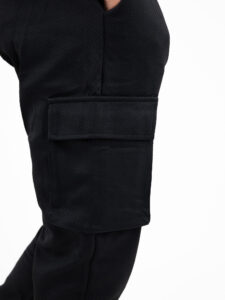 Coordinato morbido in policotone con camicia e pantalone cargo DK05 Nero11