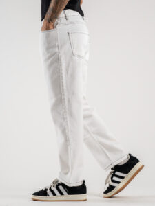 Jeans baggy con cuciture a contrasto PU2462 Latte3