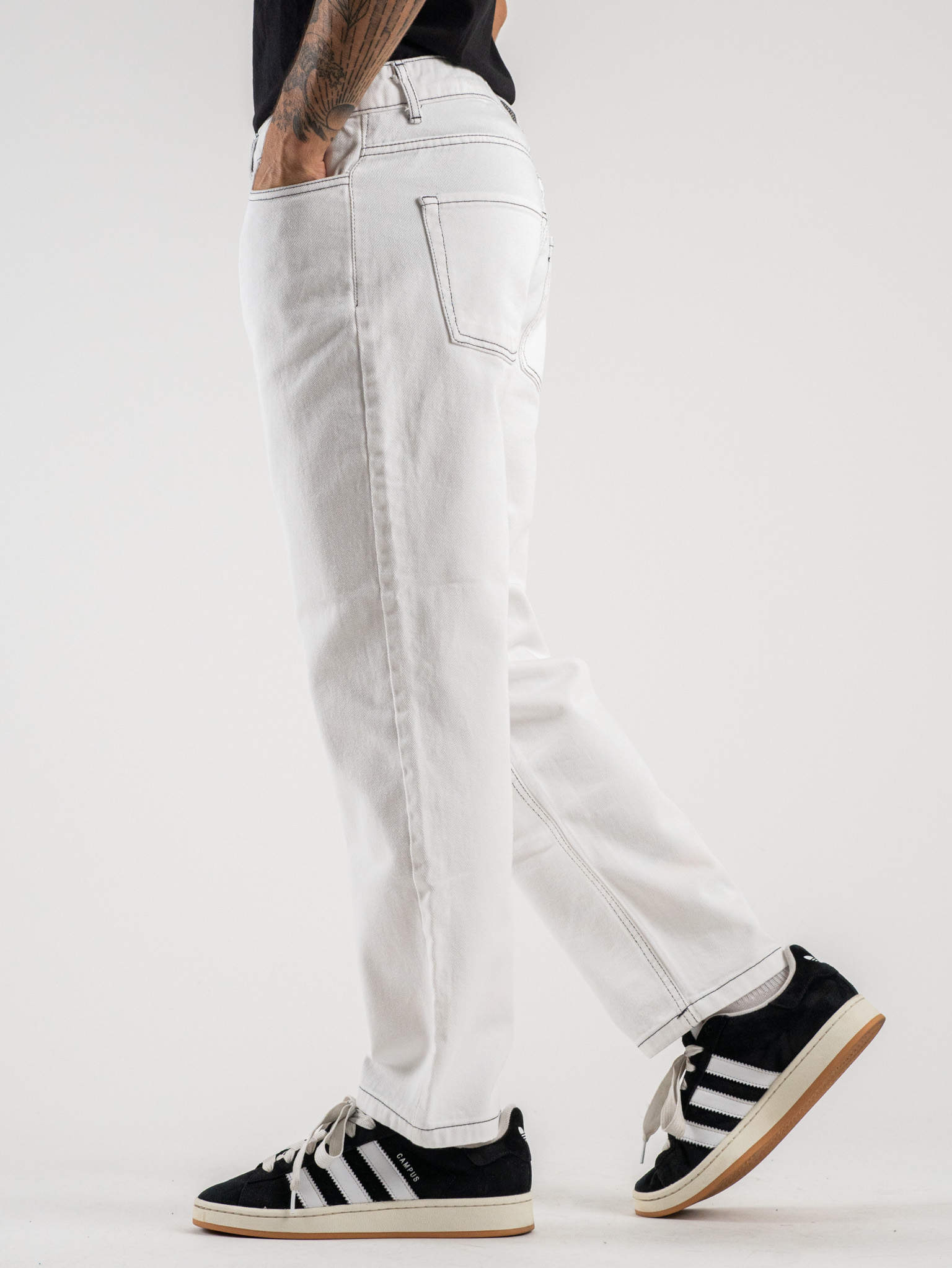 Jeans cuciture a best sale contrasto