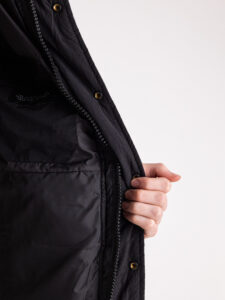 OVER-D Giubbino invernale corto con zip e cappuccio J06 Nero (1)
