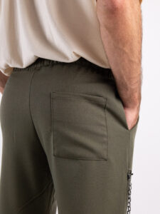 Pantalaccio corto alla caviglia con coulisse e catenella removibile MAN CITY INV Verde (6)