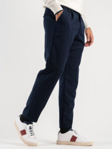 Pantalone chinos morbido con coulisse e bottone in vita BARCELLONA Blu (2)