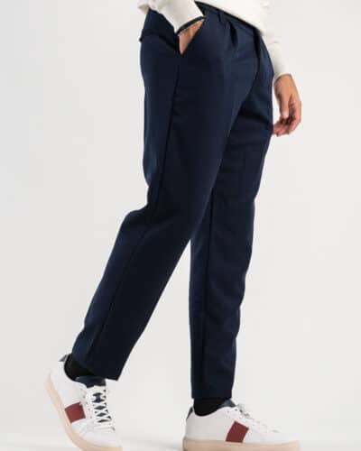 Pantalone chinos morbido con coulisse e bottone in vita BARCELLONA Blu 2 ESTASI Pantalone chinos morbido con coulisse e bottone in vita BARCELLONA INV Blu