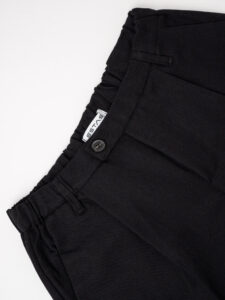 Pantalone chinos morbido con coulisse e bottone in vita BARCELLONA Nero (6)