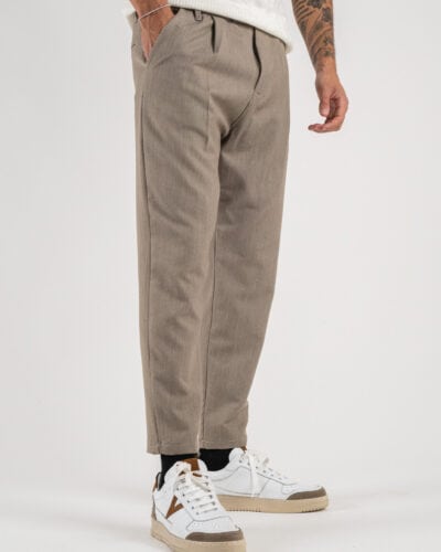 Pantalone chinos morbido con coulisse e bottone in vita BARCELLONA Tortora1 Nuovi Arrivi