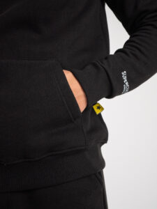 SUPERCULTURE Felpa con cappuccio felpata t.unita con logo sul polso JOY-Z Nera2