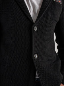 V2 Giacca in maglia misto lana merino con pochette GULOPE Nera (1)