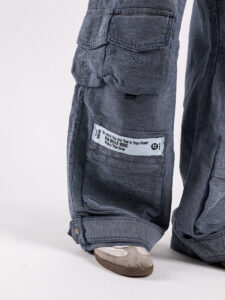 VDR Pantalone con gamba molto ampia multi tasconato effetto rovinato 14460 Grigio (3)