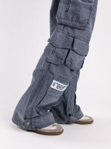 VDR Pantalone con gamba molto ampia multi tasconato effetto rovinato 14460 Grigio (7)
