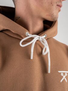 BERNA Felpa felpata con cappuccio, tascone e logo sul cuore 233139 Cammello (3)