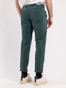 BERNA Pantalone chinos slim A:I 233151 Verde Bosco5